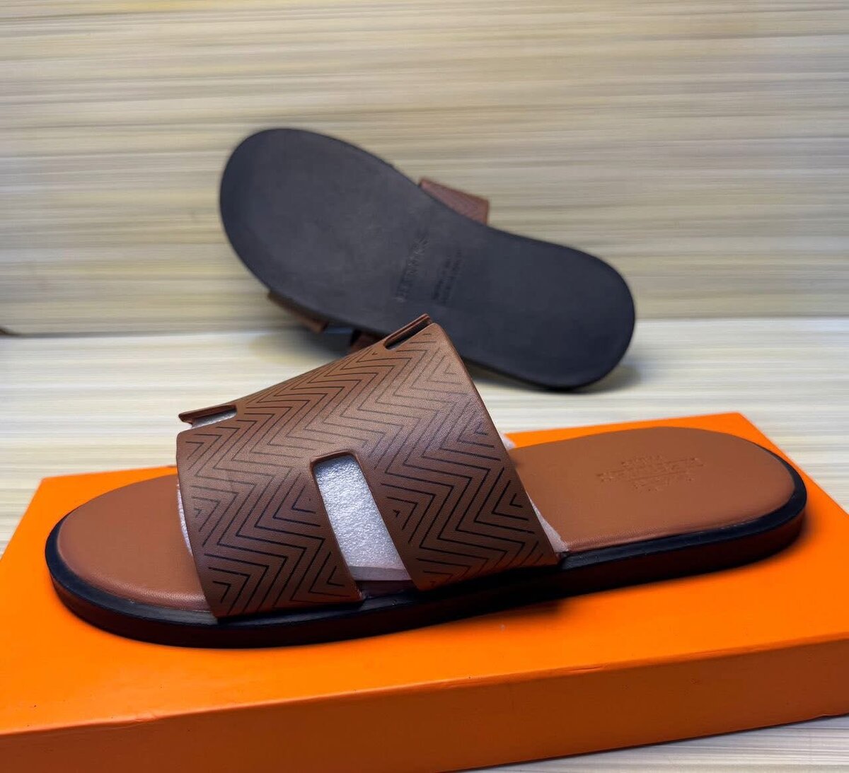 Sandales de luxe élégantes