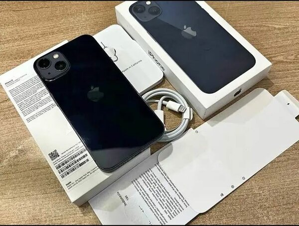 iPhone 13 Noir 128 Go
