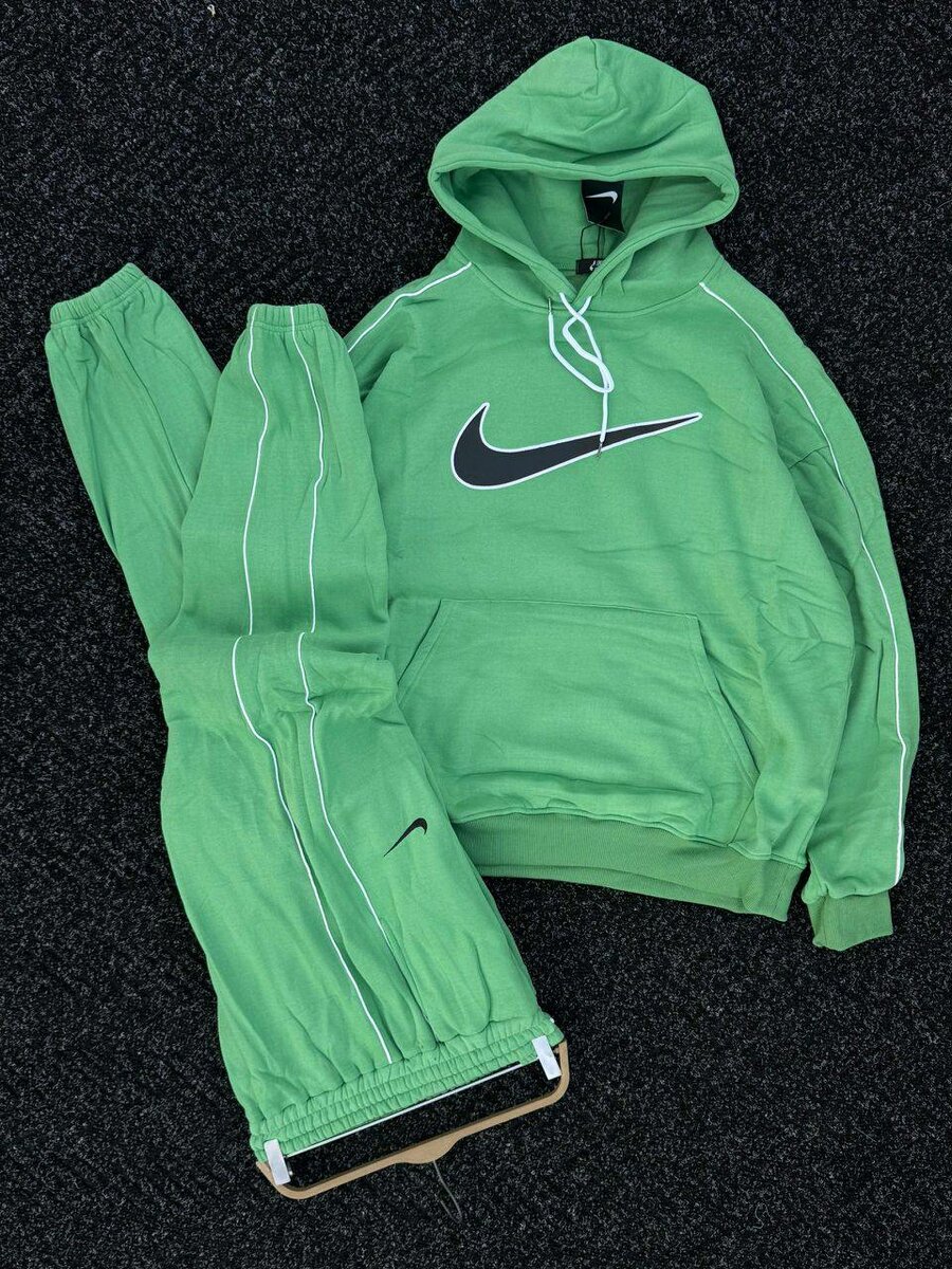 Survêtement à capuche Nike