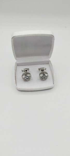 Cuffling