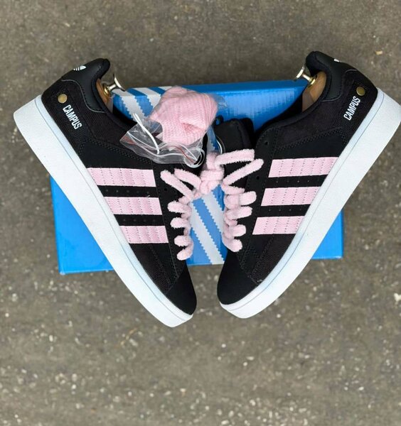 Nouveau Adidas Campus 00s