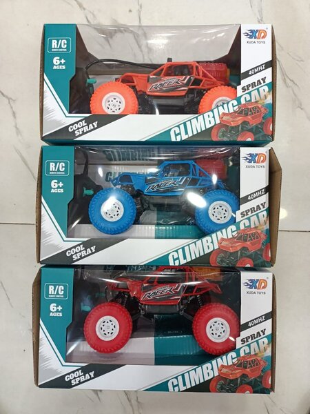 Climbing car