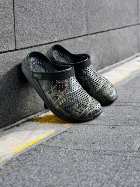Crocs