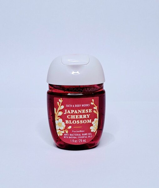 Gels désinfectants parfumés pour les mains