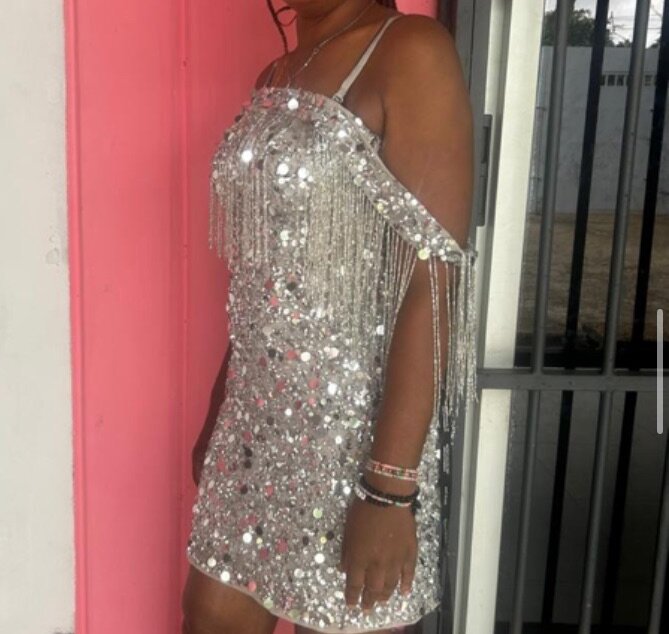 Robe étincelante à sequins