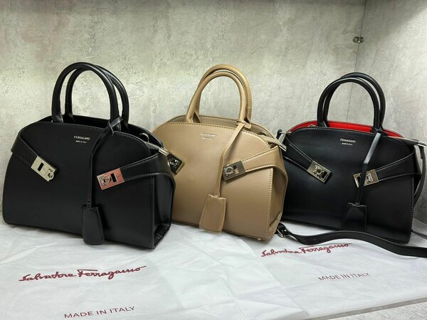Salvadore Ferragamo premium