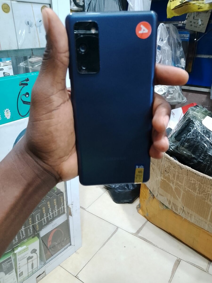 Samsung s 20 FE, 5G, 128gig