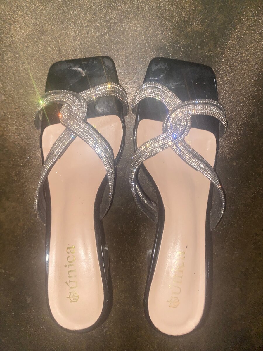 Sandales à talons avec strass