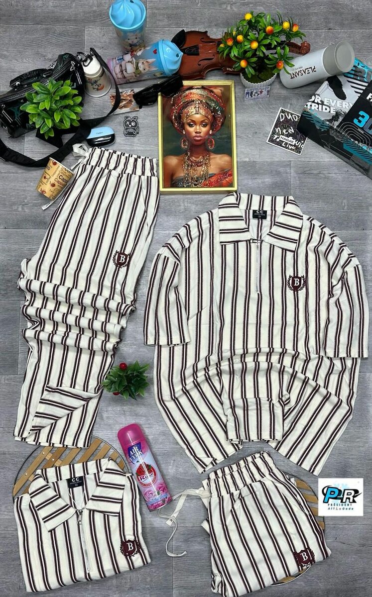 Tenue décontractée rayée unisexe