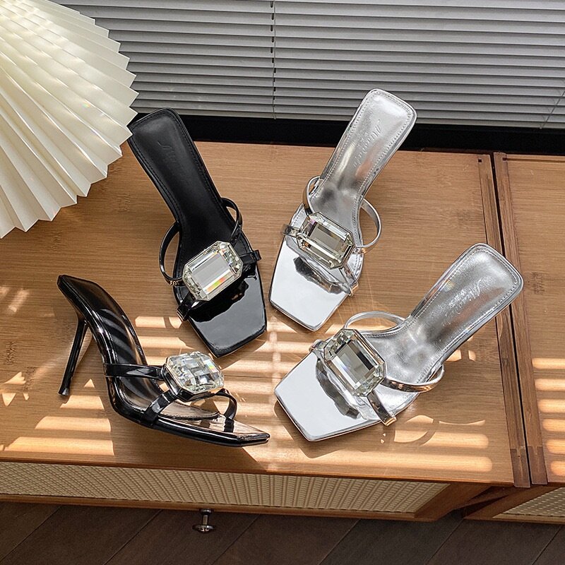 Classic heels