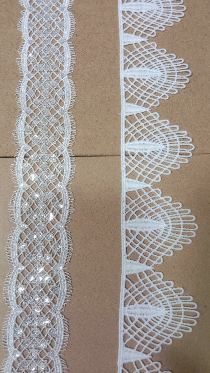 Milky laces