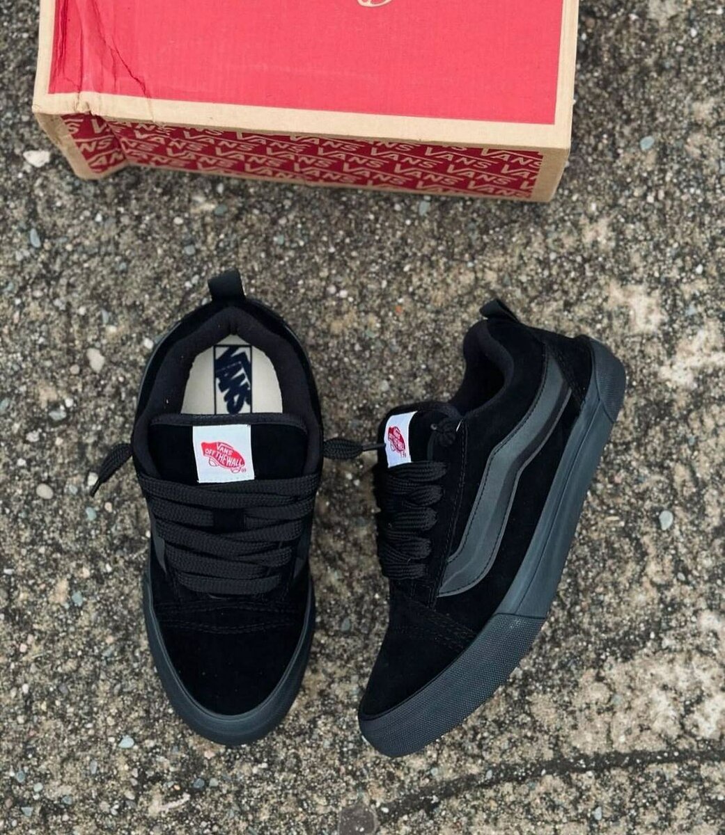 Van's Camon noire