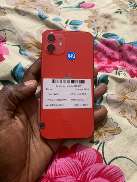 iPhone 12 - 64/128 Go