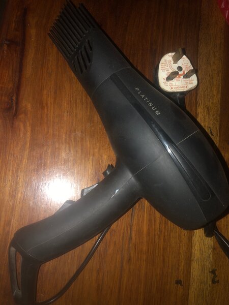 Hair dryer