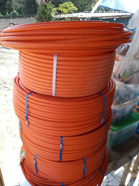 Tube & Orange n'11