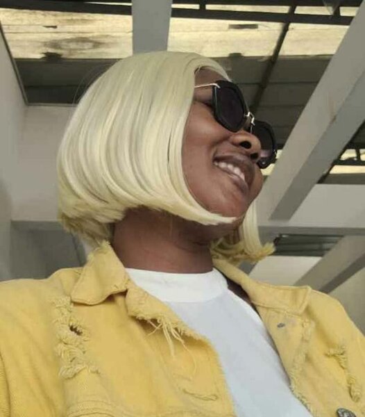 Perruque Bob Blond Chic