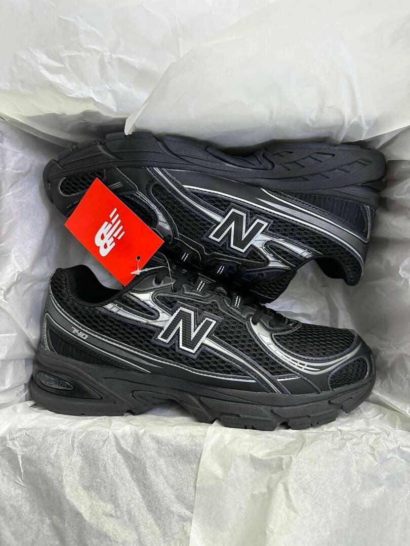 New Balance Sneakers Unisex