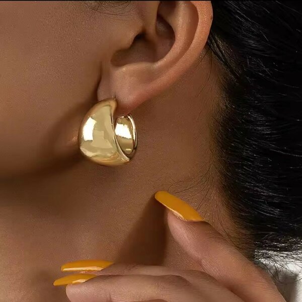 Boucles d'oreilles créoles dorées