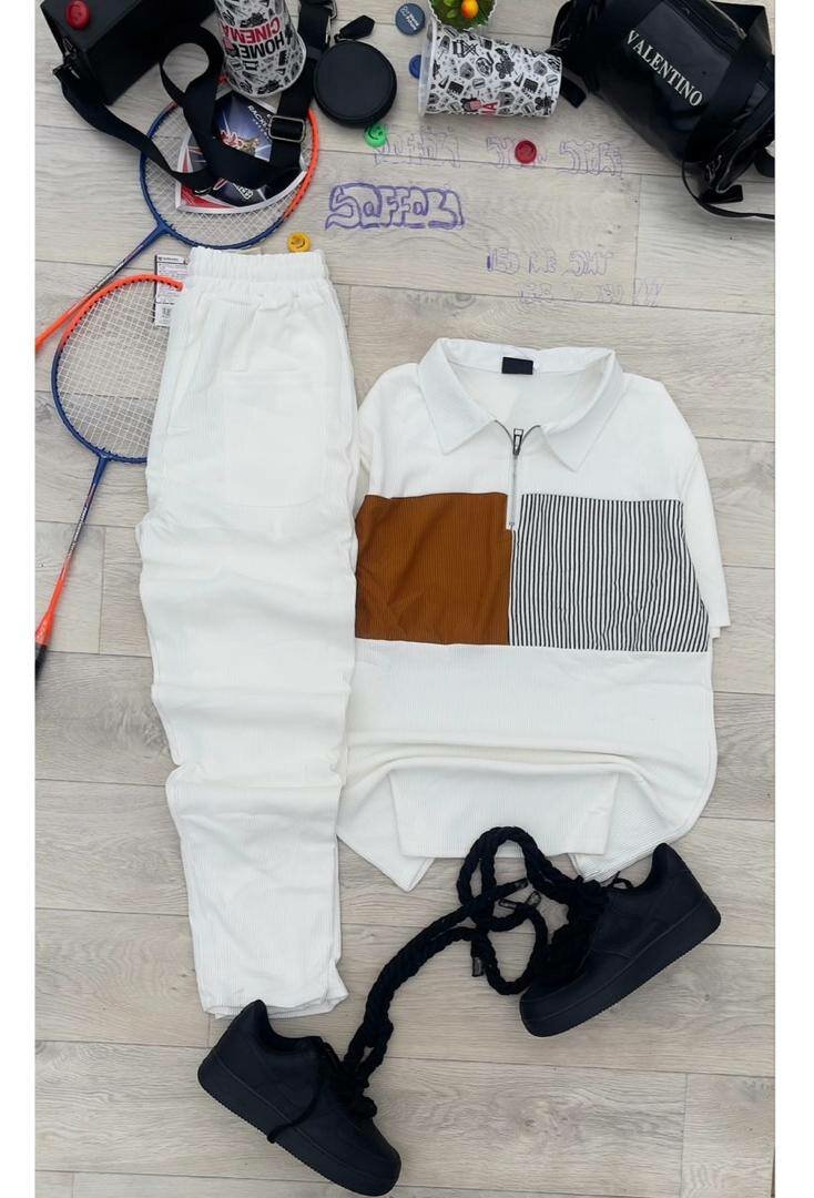 Ensemble sport décontracté