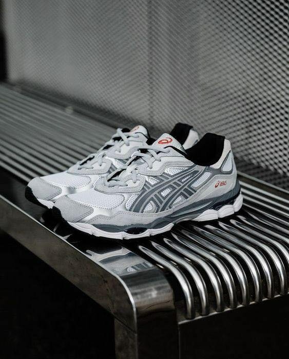 BASKET ASICS