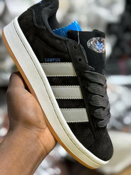 Adidas campus