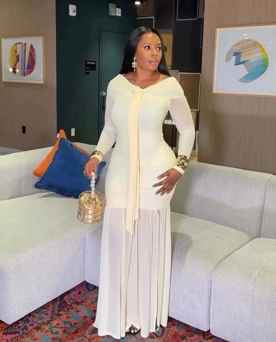 Robe blanche élégante soirée