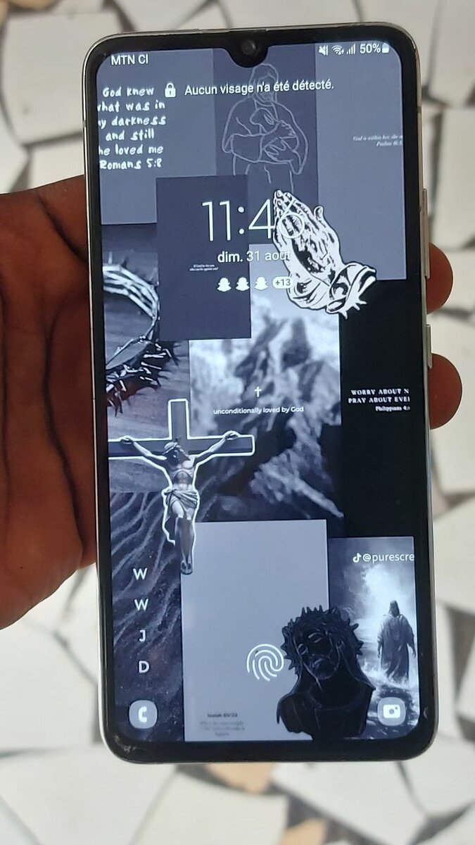Smartphone Samsung écran fissuré