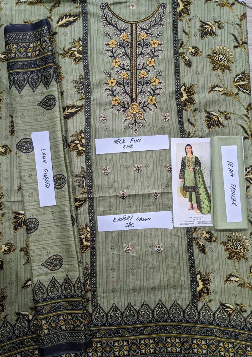 Printed lawn suit