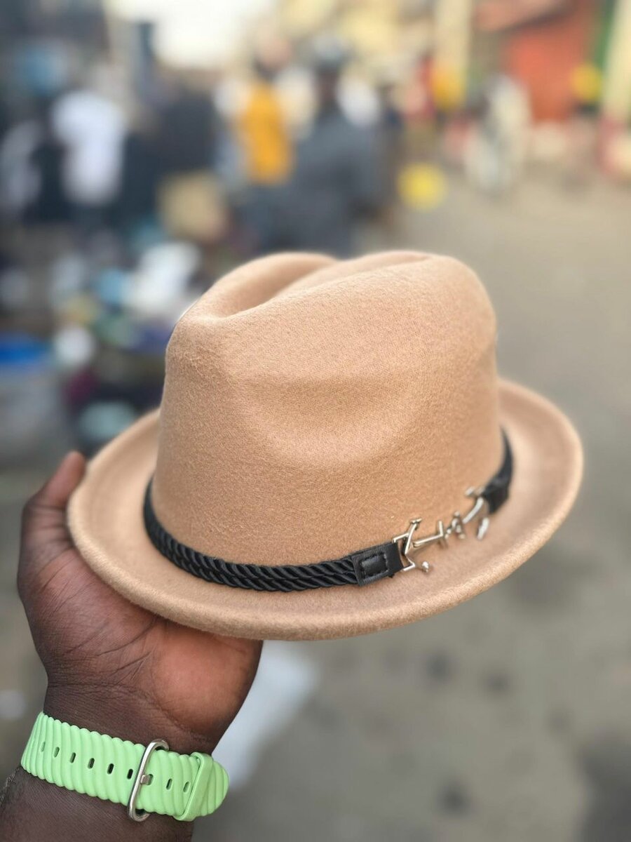 Chapeau neuf