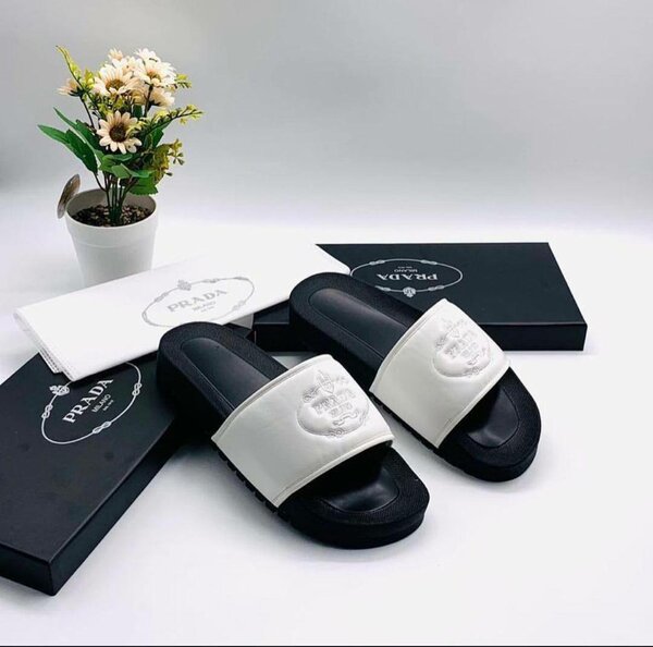 Fashion slides
