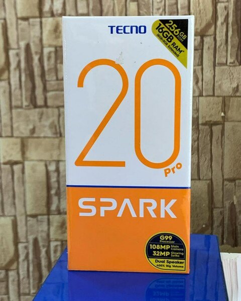 Smartphone Tecno Spark 20 Pro