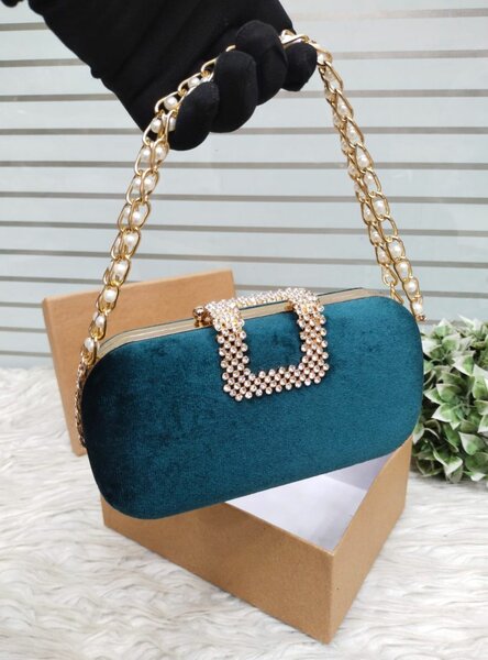 Fancy velvet clutch