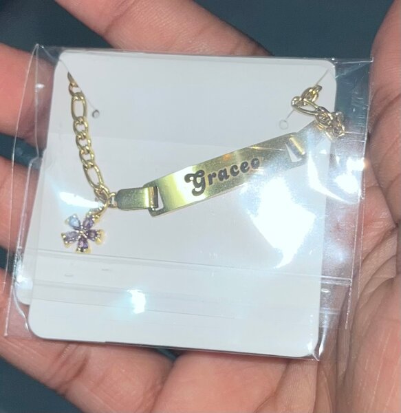 Bracelet en or personnalisée