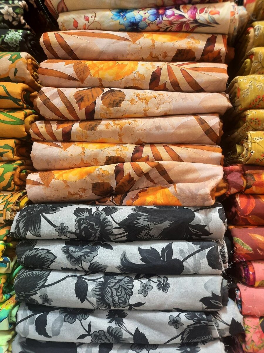Al karam lawn suits