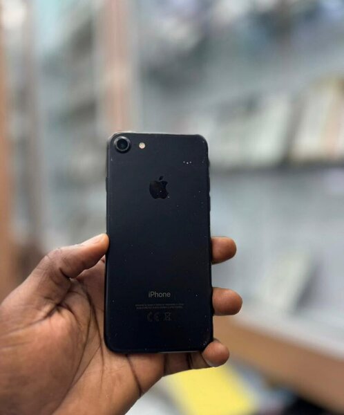 iPhone 8 Noir 64 Go