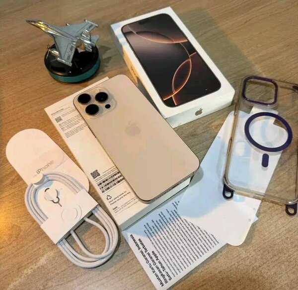 iPhone Pro Max 128GB Or