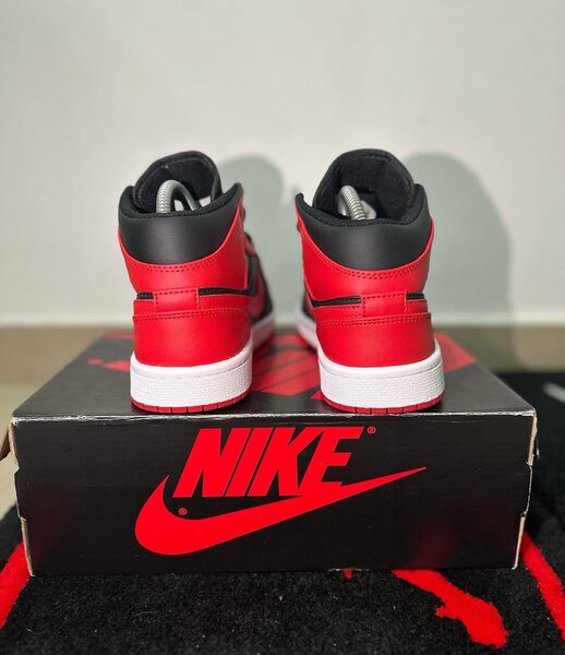 Baskets Air Jordan 1