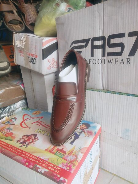 Dress shoes