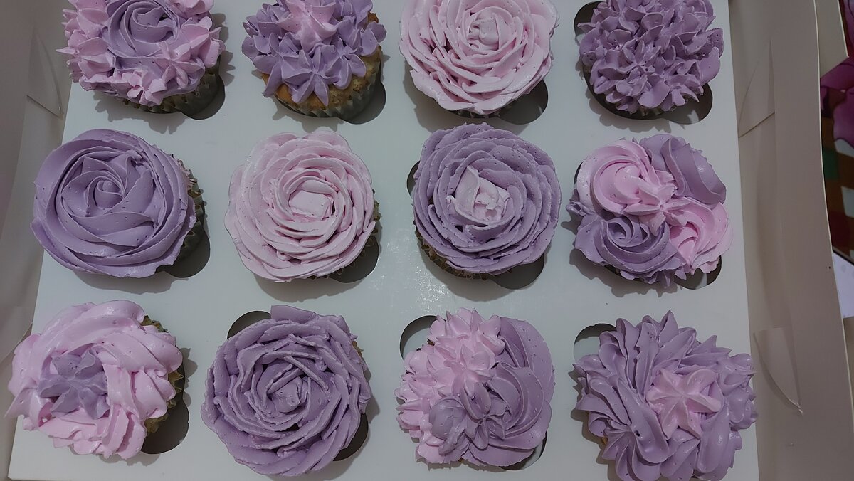 Customized cupcake