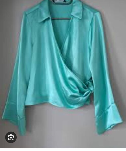 Chemises en satin élégantes