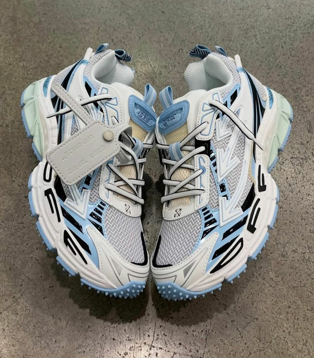 Baskets Off white