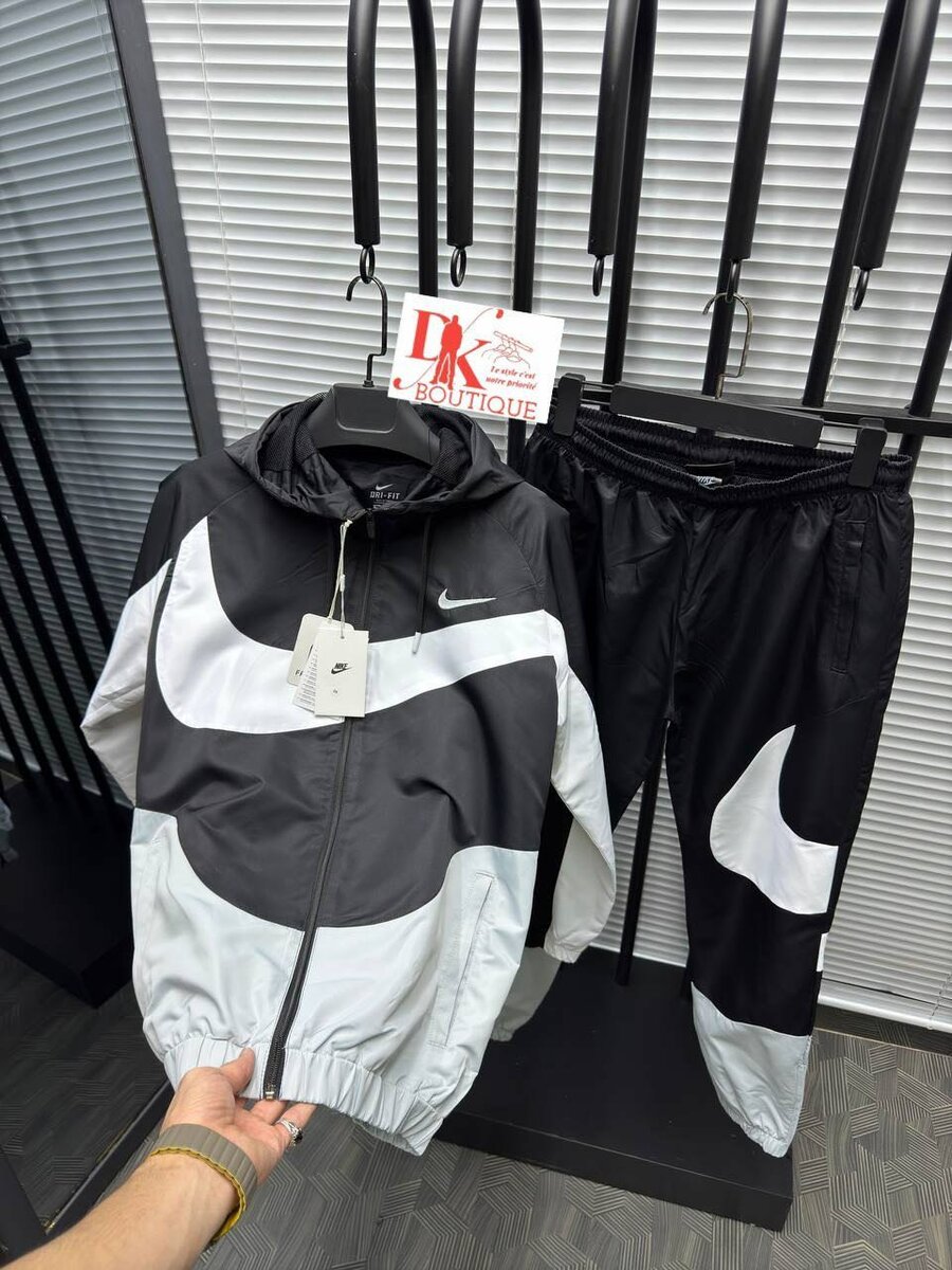 Survêtement nike