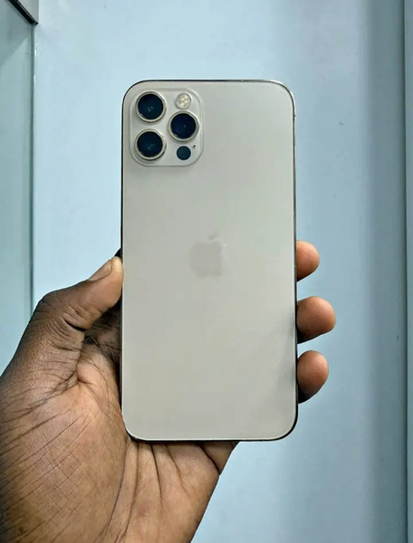 iPhone 12 Pro Max Reconditionné