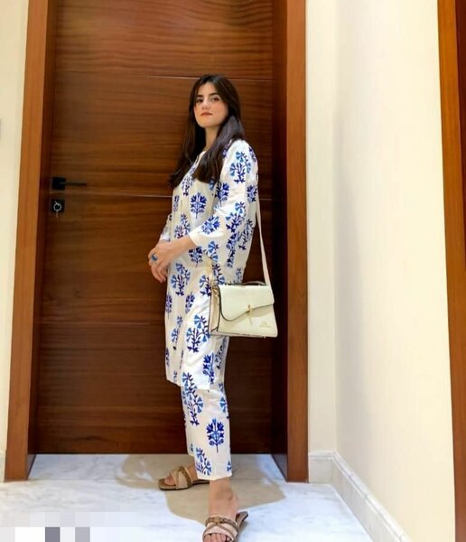 2 pcs woman stitch suit linen printed