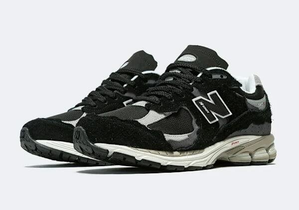New Balance 2002r