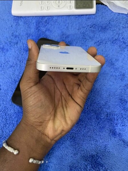 iPhone 13 Blanc 128Go