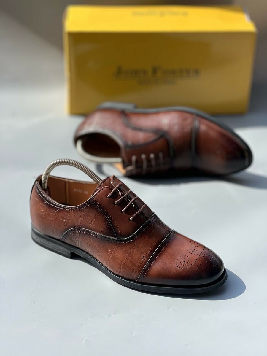 EXECUTIVE SHOE