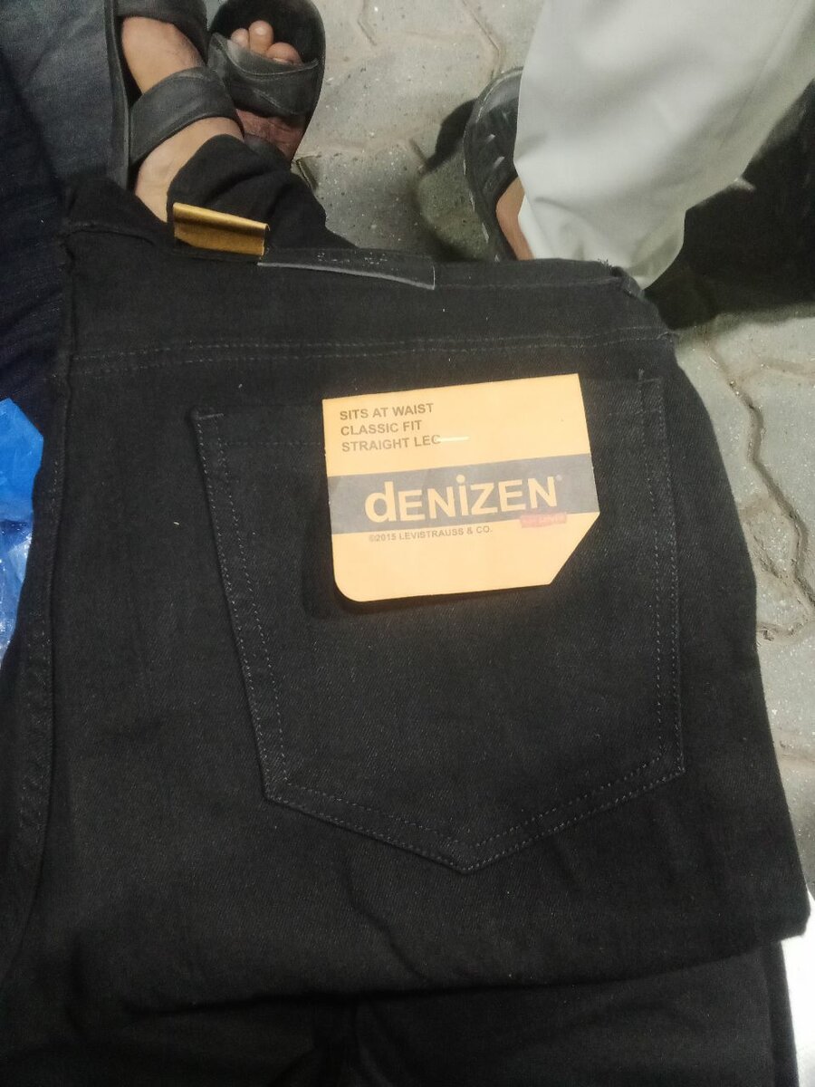 Jeens pent