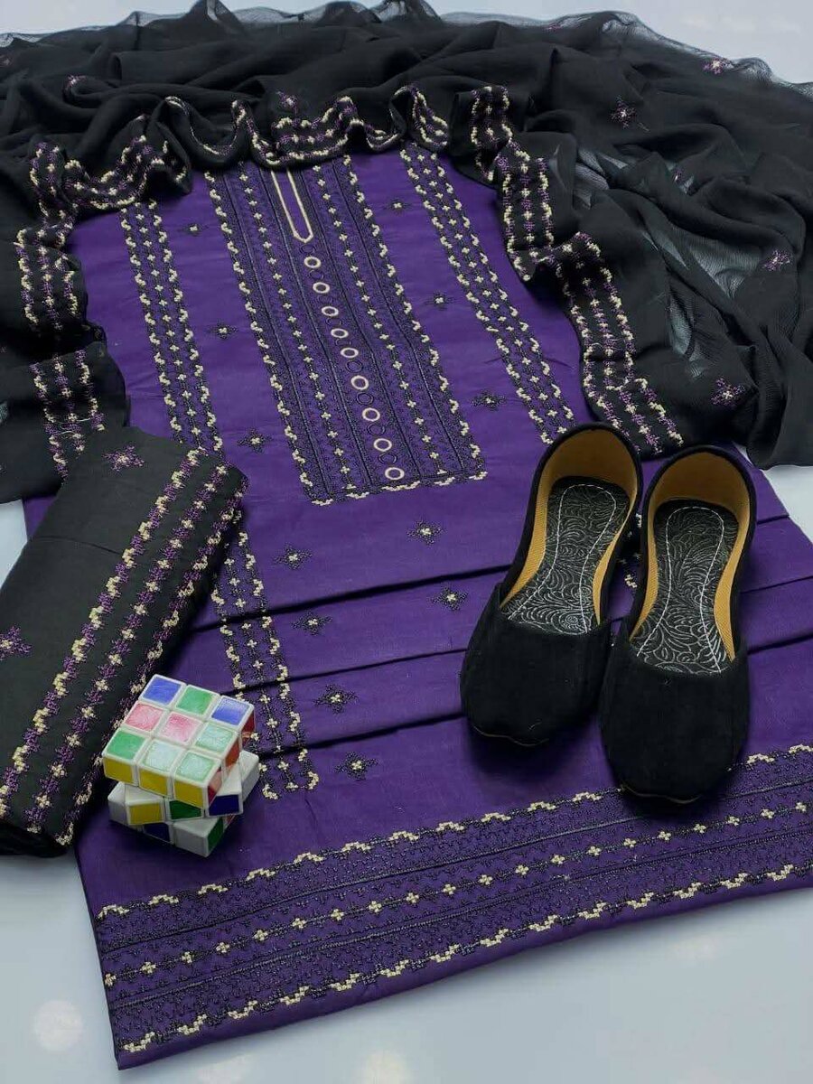 Ladies suit