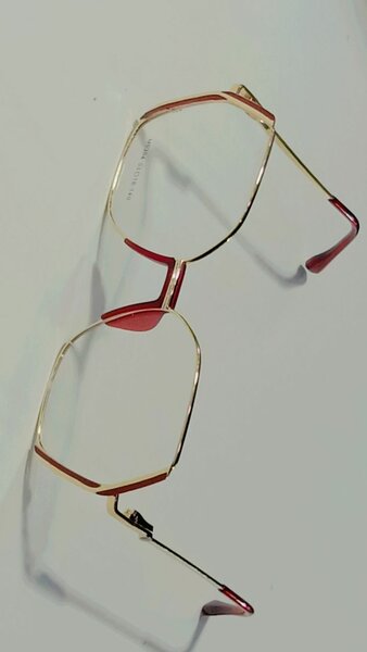 Metal frame ladies